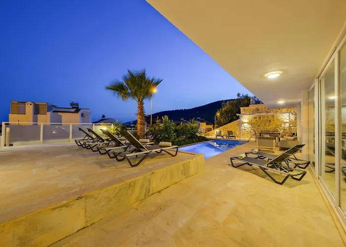 Lumiere 1 Villa