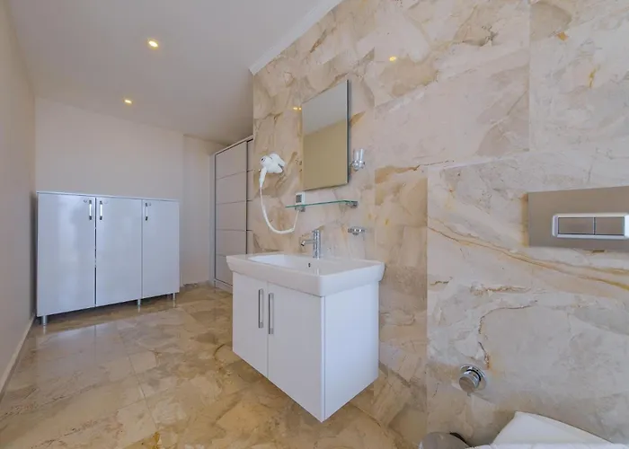 Lumiere 1 Villa *