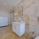 Lumiere 1 Villa *