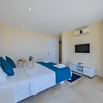 Lumiere 1 Villa *